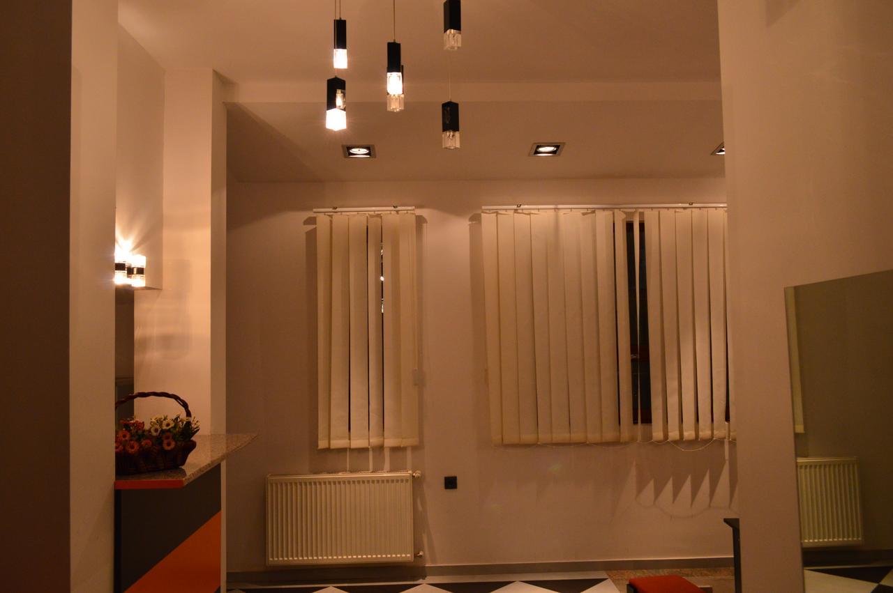 Deluxe Apartment Тбилиси Экстерьер фото