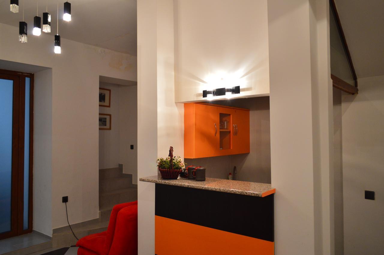 Deluxe Apartment Тбилиси Экстерьер фото